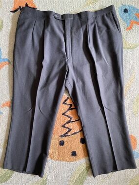 Jaymar-Ruby Sansabelt Grey Pleated Slacks "BIG & SHORT"